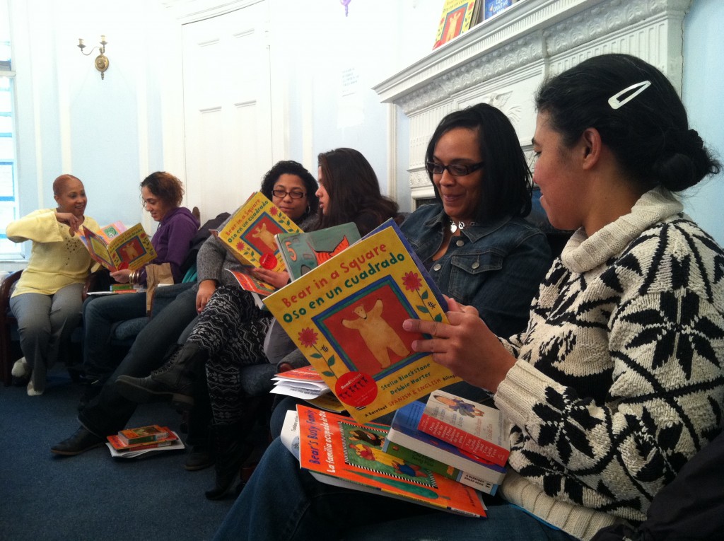 parents read from picture books